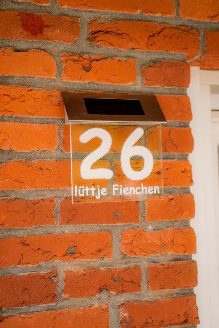 Kleines Ferienhaus Bei Greetsiel - Hunde Willkommen Krummhorn Bagian luar foto